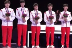 Chovy龙王后期团战力挽狂澜，GEN.G逆转胜扳平比分